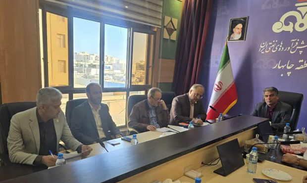منطقه چابهار، نیازمند نگاه خاصّ مدیران وزارت نفت است منطقه چابهار، نیازمند نگاه خاصّ مدیران وزارت نفت است