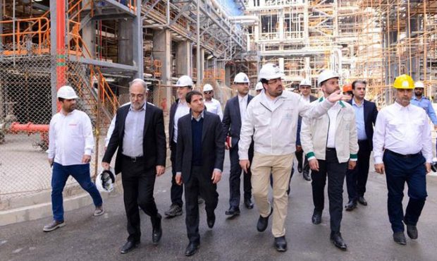 بازدید معاون وزیر نفت از چند طرح توسعهای صنعت پتروشیمی بازدید معاون وزیر نفت از چند طرح توسعهای صنعت پتروشیمی