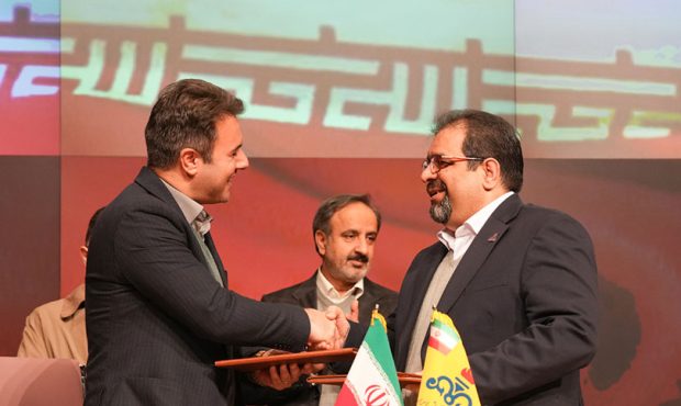 انعقاد قرارداد تأمین متیلدیاتانولآمین توسط معاون وزیر نفت انعقاد قرارداد تأمین متیلدیاتانولآمین توسط معاون وزیر نفت