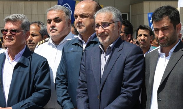 حضور کارکنان شرکت پایانههای نفتی در راهپیمایی روز قدس حضور کارکنان شرکت پایانههای نفتی در راهپیمایی روز قدس