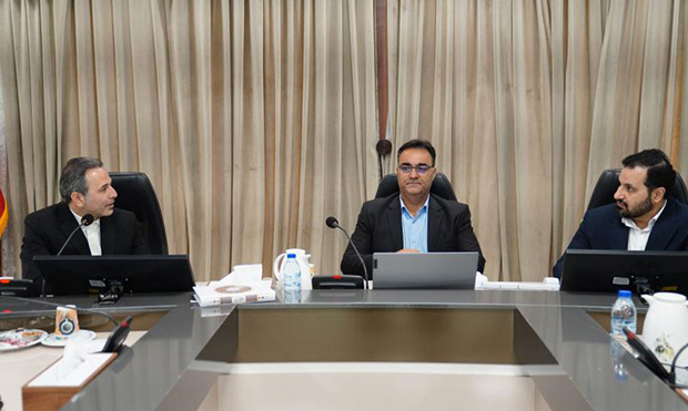 سلیمی جهرمی از منطقۀ ویژۀ اقتصادی پتروشیمی بازدید کرد سلیمی جهرمی از منطقۀ ویژۀ اقتصادی پتروشیمی بازدید کرد