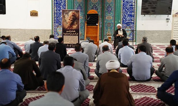 یاد جانباختگان حادثۀ بندر شهید رجایی گرامی داشته شد یاد جانباختگان حادثۀ بندر شهید رجایی گرامی داشته شد
