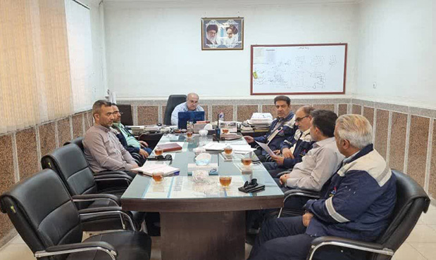 بازدید رئیس ادارۀ HSED پالایشگاه آبادان از شرکتهای منطقه بازدید رئیس ادارۀ HSED پالایشگاه آبادان از شرکتهای منطقه