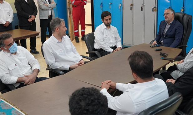 کارکنان بخش HSE از دانش فنّی بالایی برخوردارند کارکنان بخش HSE از دانش فنّی بالایی برخوردارند
