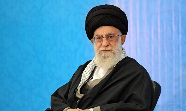 نهضت ملّی شدن صنعت نفت یکی از فصول مهمّ تاریخ ماست نهضت ملّی شدن صنعت نفت یکی از فصول مهمّ تاریخ ماست