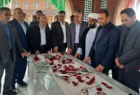 ادای احترام موالی‌زاده به شهید گمنام منطقۀ ویژۀ پتروشیمی