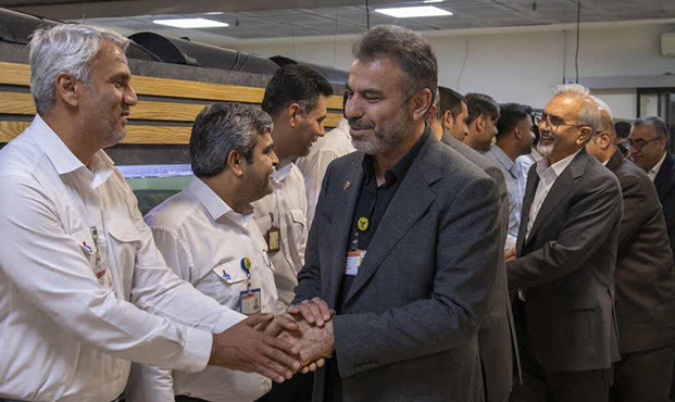 دیدار نوروزی مدیرعامل مجتمع گاز پارس جنوبی برگزار شد دیدار نوروزی مدیرعامل مجتمع گاز پارس جنوبی برگزار شد