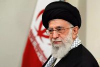 مصدق بدون این‌که با آیت‌الله کاشانی مشورت کند، استعفا داد
