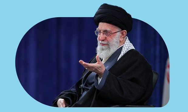 مرحوم آیت‌الله کاشانی یک فرد مکتبی بود