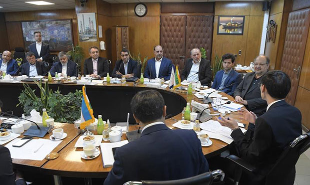 پیشنهاد تشکیل میز دائم همکاری پتروشیمیایی با ازبکستان پیشنهاد تشکیل میز دائم همکاری پتروشیمیایی با ازبکستان