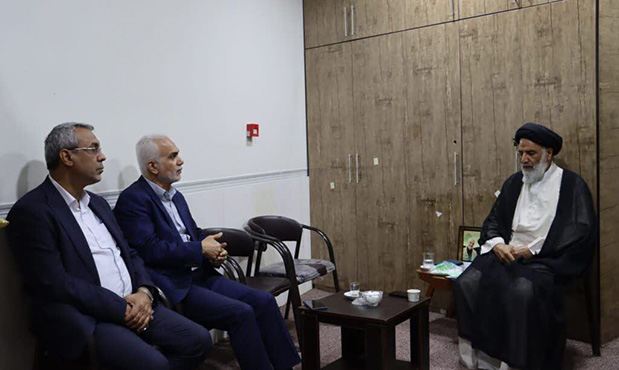 مدیرعامل شرکت نفت و گاز اروندان با امامجمعۀ اهواز دیدار کرد مدیرعامل شرکت نفت و گاز اروندان با امامجمعۀ اهواز دیدار کرد