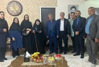 دیدار با خانوادههای شهدای پالایشگاه آبادانِ ساکن در شیراز دیدار با خانوادههای شهدای پالایشگاه آبادانِ ساکن در شیراز