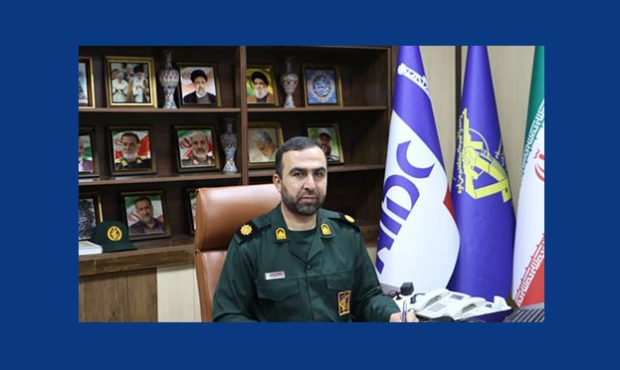حضور ۱۲۰ تن از کارکنان شرکت ملّی حفاری در مرقد امام (ره) حضور ۱۲۰ تن از کارکنان شرکت ملّی حفاری در مرقد امام (ره)