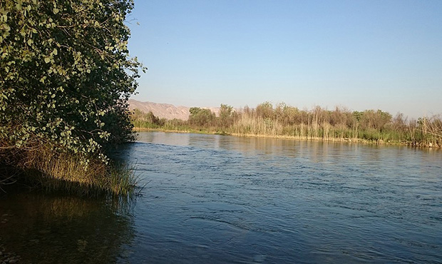 تجلیل نمایندۀ رامهرمز و رامشیر از عملیات مهار نشت نفت