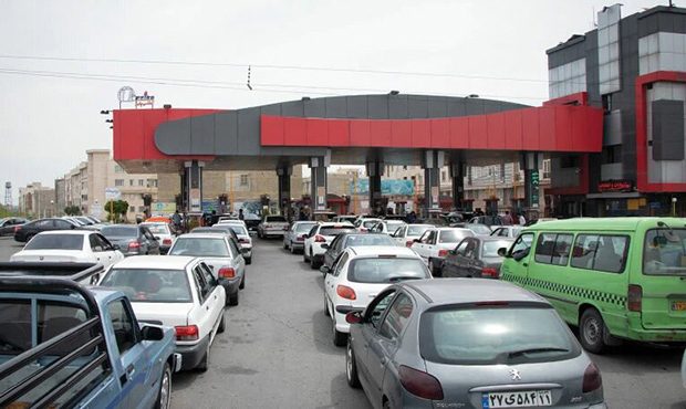 زمان انتظار در پمپبنزینهای تهران ۴۰ درصد کمتر شده است زمان انتظار در پمپبنزینهای تهران ۴۰ درصد کمتر شده است