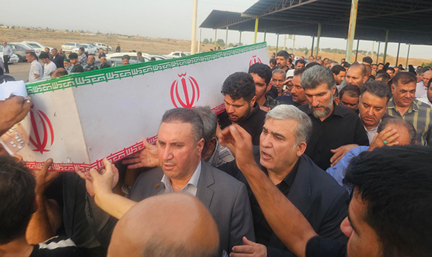 مراسم تشییع پیکر شهید بهجت سعیدیان مهابادی برگزار شد مراسم تشییع پیکر شهید بهجت سعیدیان مهابادی برگزار شد