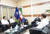 به‌کارگیری نیروهای بومی در بدنۀ صنعت، اثرات مثبتی دارد