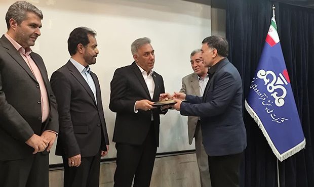 برگزاری تودیع و معارفۀ مدیر شرکت ملّی پخش منطقۀ ساری برگزاری تودیع و معارفۀ مدیر شرکت ملّی پخش منطقۀ ساری