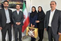 بانوی ورزشکار شرکت پتروشیمی شازند، قلۀ دماوند را فتح کرد