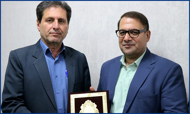 آئین معارفۀ سرپرست تازۀ امور ورزش شرکت نفتوگاز آغاجاری آئین معارفۀ سرپرست تازۀ امور ورزش شرکت نفتوگاز آغاجاری