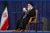 آمریکایی‌ها، نوکر و سرسپرده می‌خواهند