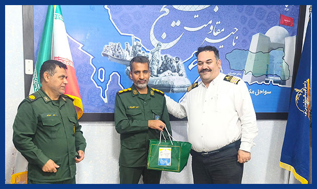 از فرماندۀ ناحیۀ مقاومت بسیج سپاه جاسک تقدیر به‌عمل آمد