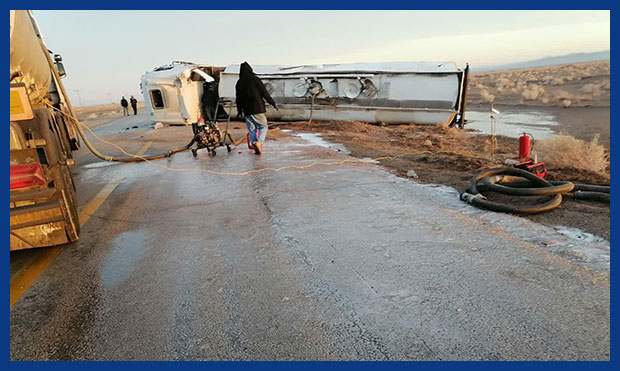 کنترل موفّق حادثۀ واژگونی نفت‌کش در محور عشق‌آباد-طبس