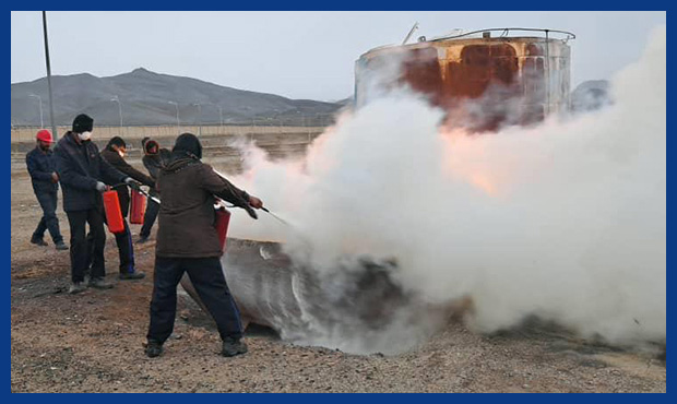 دورۀ آموزش ایمنی ویژۀ کارکنان مجاری عرضۀ سوخت زاهدان دورۀ آموزش ایمنی ویژۀ کارکنان مجاری عرضۀ سوخت زاهدان